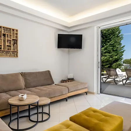 Beachfront Alexandra וילה