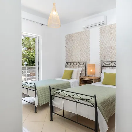 וילה Beachfront Alexandra *