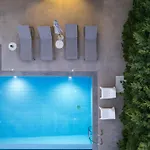 Beachfront Alexandra Villa