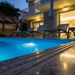 Villa Beachfront Alexandra